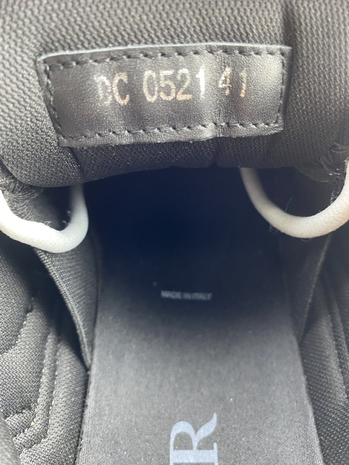 DR B30 Sneakers - CCSHOES