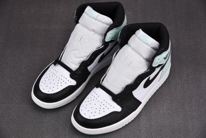 Jordan 1 Retro High Igloo 861428-100 - CCSHOES