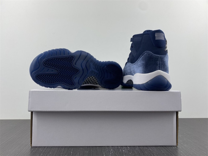 AIR JORDAN 11 VELVET WMNS “MIDNIGHT NAVY” AR0715-441 - CCSHOES