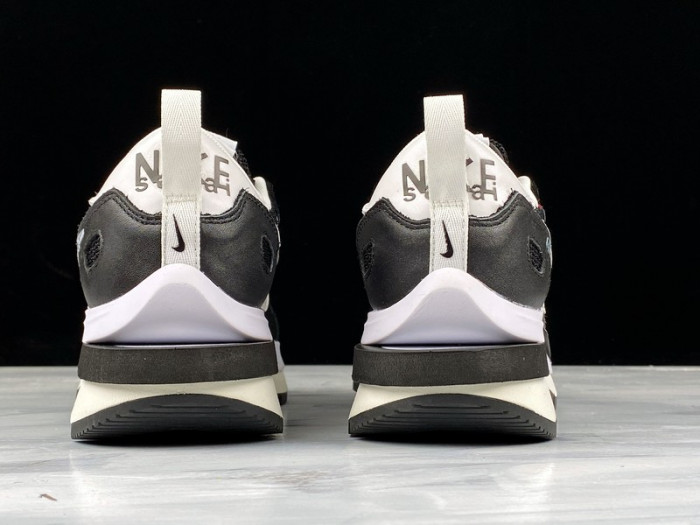 Sacai X Nike LDV Waffle 'Black' CV1363-001 - CCSHOES