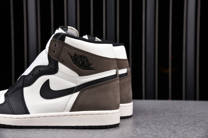 AIR JORDAN 1 RETRO HIGH DARK MOCHA 555088-105 - CCSHOES