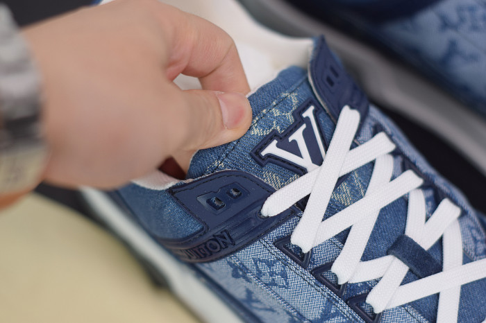 B00B7 Loui Vuitto FRONTROW SNEAKER LOW - CCSHOES