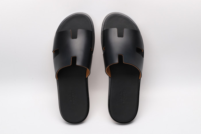 Herme Slippers - CCSHOES