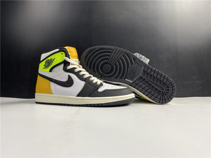 AIR JORDAN 1 RETRO HIGH OG 'VOLT GOLD' 555088-118 - CCSHOES