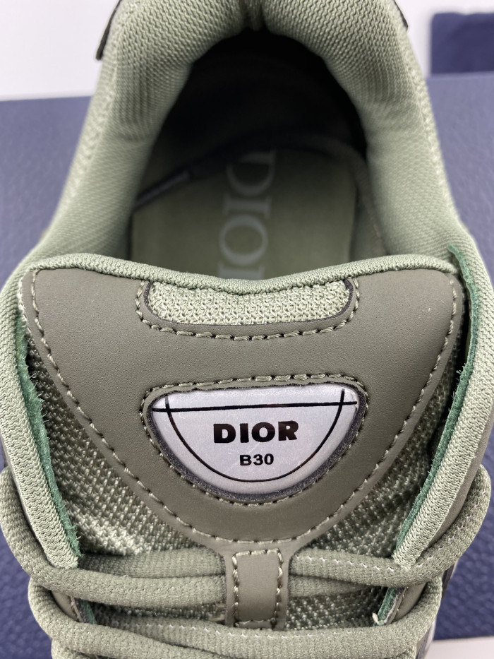 DR B30 Sneakers - CCSHOES