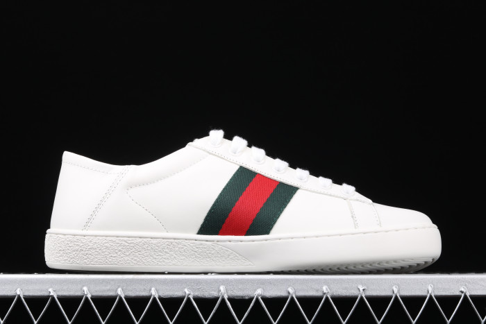 GUCC Ace Embroidered Low-Top Sneaker white with bee ‎429446 02JP0 9064 - CCSHOES