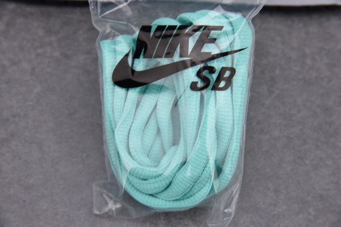 Nike Dunk SB Low Diamond Supply Co. "Tiffany" 304292-402 - CCSHOES