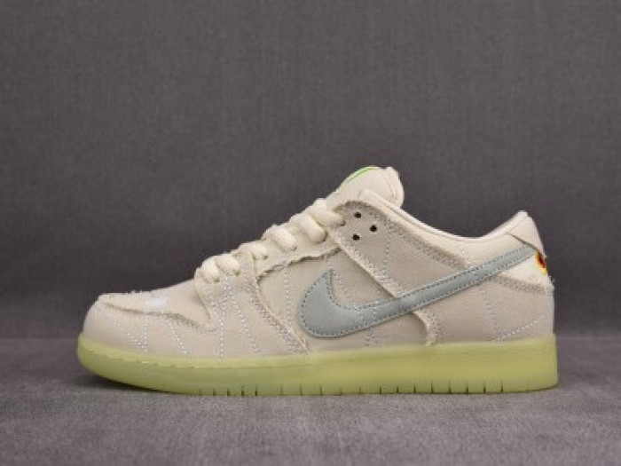 Nike SB Dunk Low “Mummy” DM0774-111 - CCSHOES
