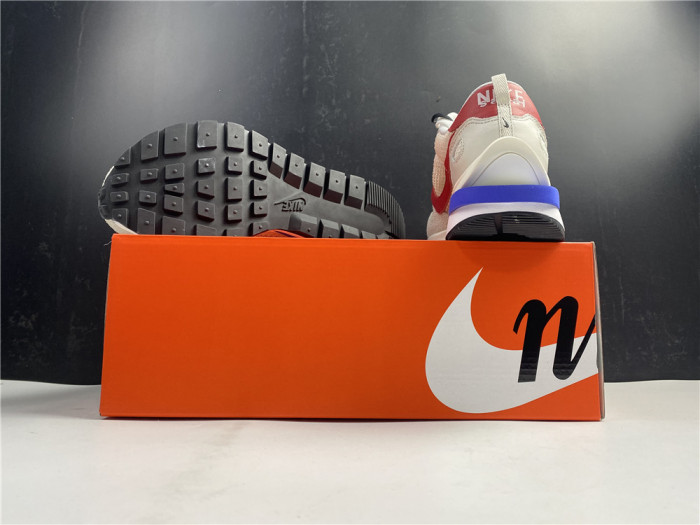 Nike Vaporwaffle sacai Sport Fuchsia Game Royal CV1363-100 - CCSHOES