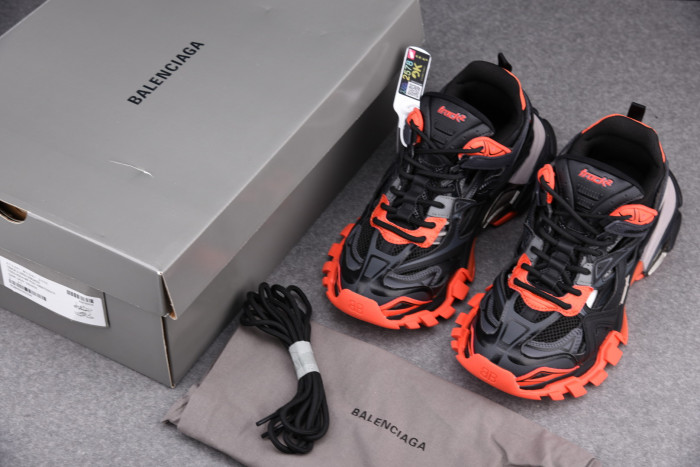 BLCG Track 2 568614 W2GN3 1350 - CCSHOES