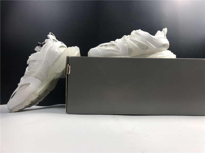 BLCG Track Sneaker 542436 W3GB1 7301 - CCSHOES