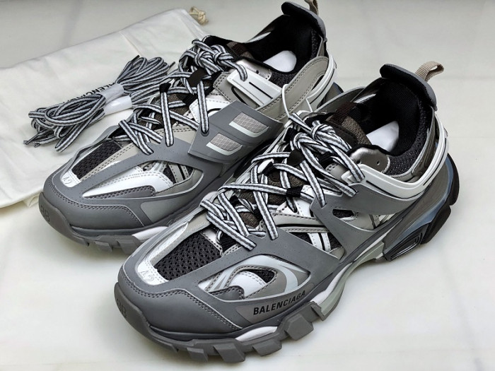 BLCG TRACK TRAINER 'GREY WHITE' 542023 W1GB7 1214 LED - CCSHOES