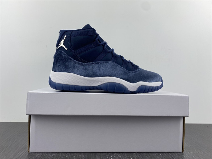 AIR JORDAN 11 VELVET WMNS “MIDNIGHT NAVY” AR0715-441 - CCSHOES