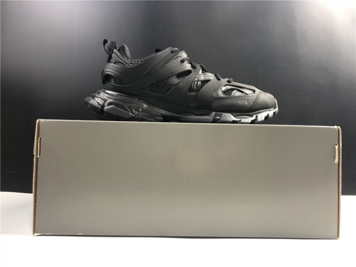 BLCG Track Sneaker 542023 W3GB1 7302 - CCSHOES