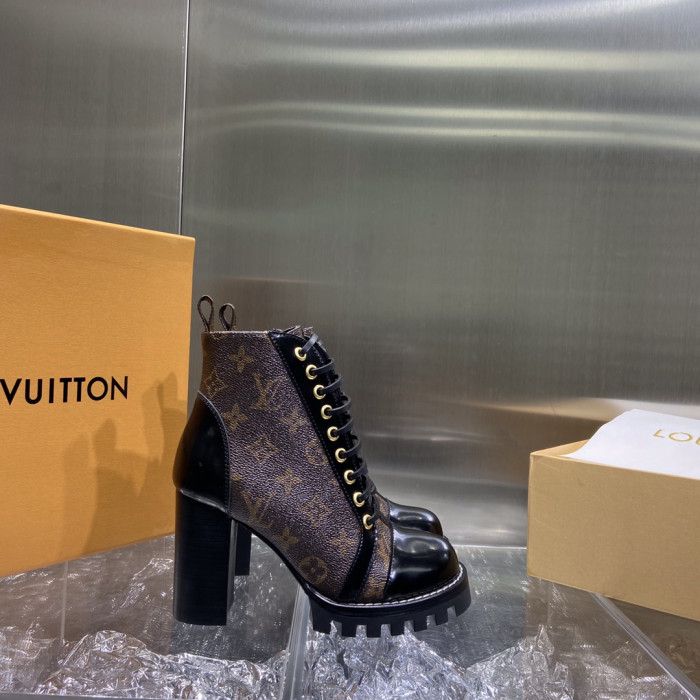 LOUS VUITON BROWN STAR TRAIL ANKLE BOOTS - CCSHOES