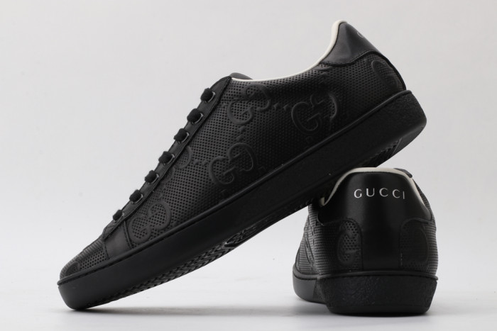 GUCC LOW-TOP SNEAKER - CCSHOES