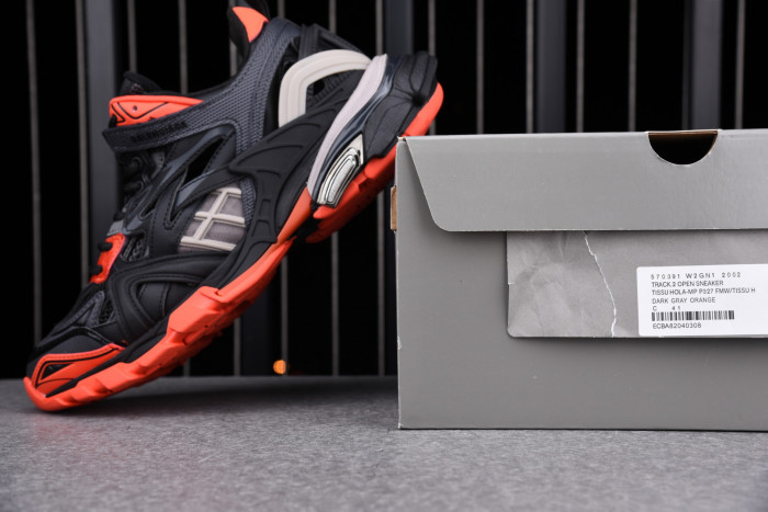 BLCG Track 2 568614 W2GN3 1350 - CCSHOES