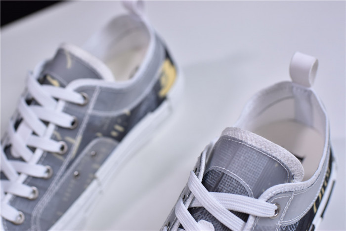DR B23 Oblique Low Top Sneakers - CCSHOES