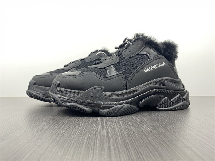 BLCG TRIPLE S SNEAKER 68563 W3CQ5 1000 - CCSHOES
