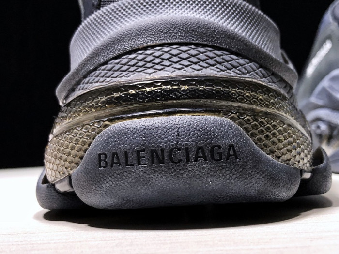 BLCG Wmns Triple S Trainer 'Black Clear Sole' 544351 W09O1 1000 - CCSHOES