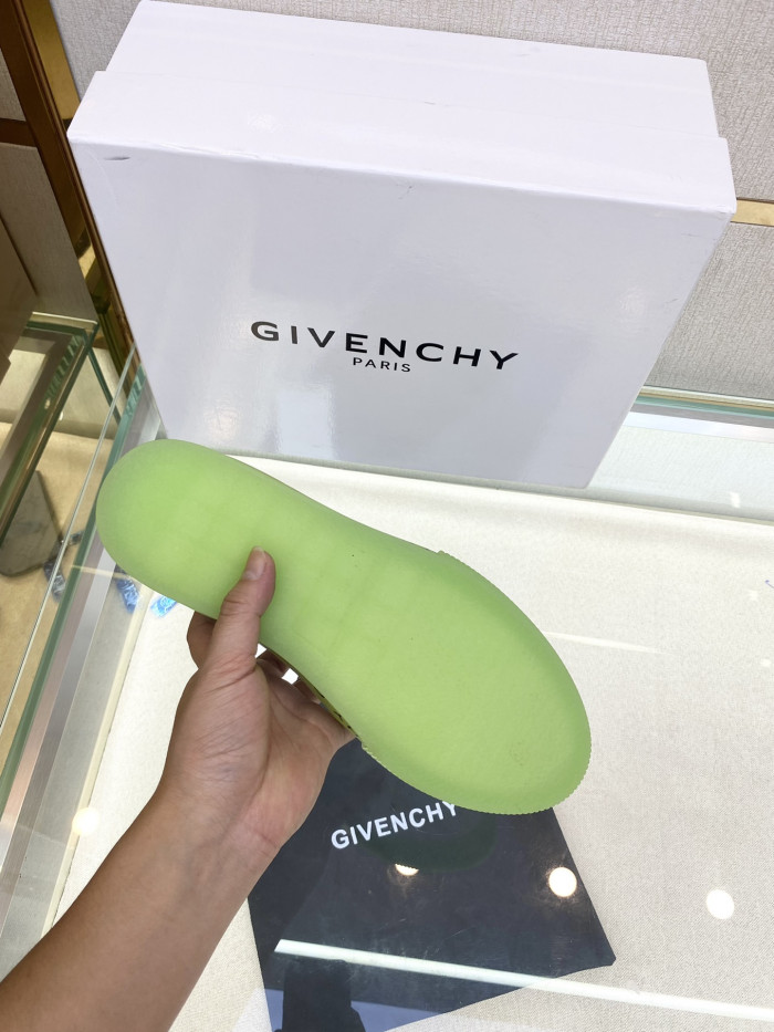 Givench Spectre High -TOP SNEAKER - CCSHOES