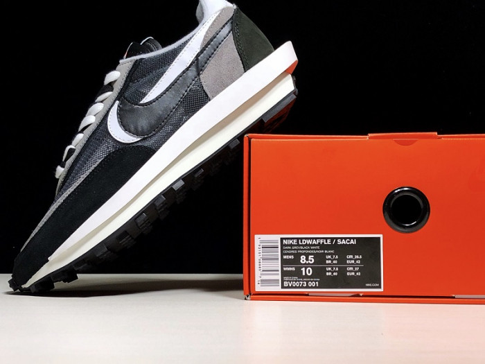Nike LD Waffle sacai Black BV0073-001 - CCSHOES