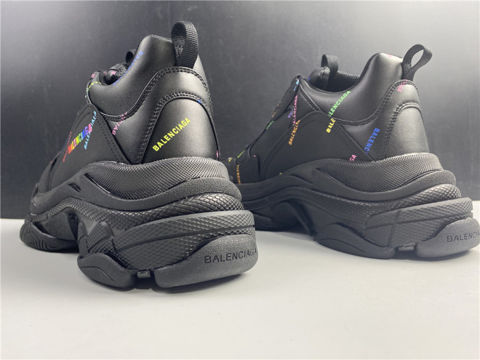 BLCG SNEAKER TRIPLE.S.524033 W2FA1 1210 - CCSHOES