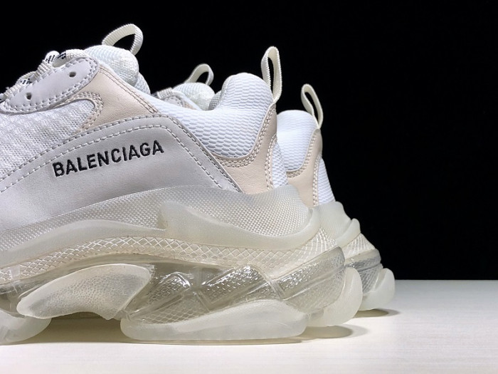 BLCG Triple S Clear Sole White 541624 W09E1 9000 - CCSHOES