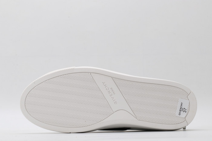 Givench LOW-TOP SNEAKER - CCSHOES