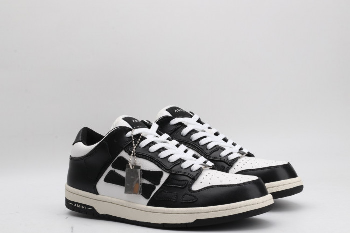 AR1M1 Low-Top Sneaker - CCSHOES
