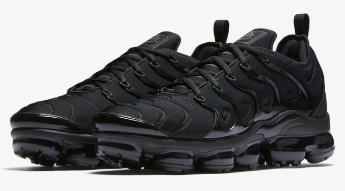 Nike Air VaporMax Plus black - CCSHOES