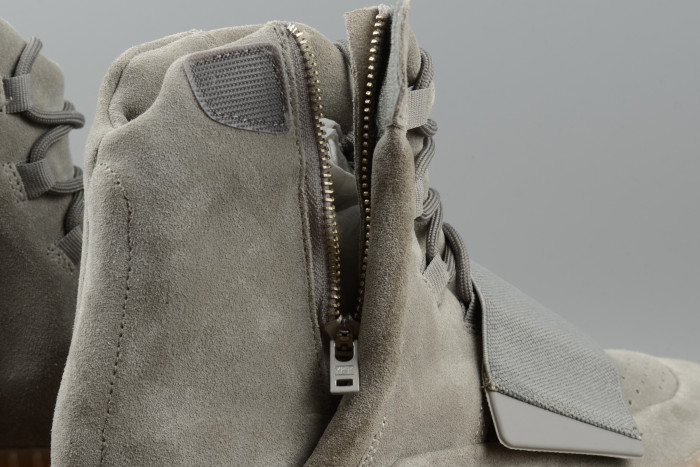 ADIDAS YEEZY 750 BOOST LIGHT GREY GUM GLOW DARK BB1840 - CCSHOES
