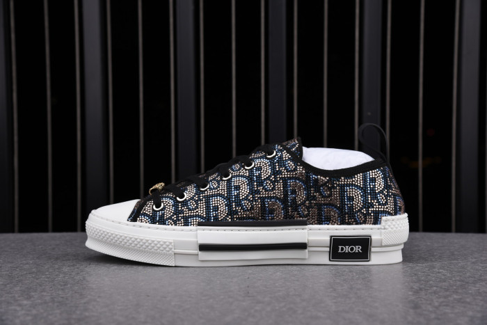 DR Homme Kaws - CCSHOES