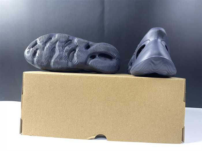 Adidas Yeezy Foam RNNR Mineral Blue GV7903 - CCSHOES