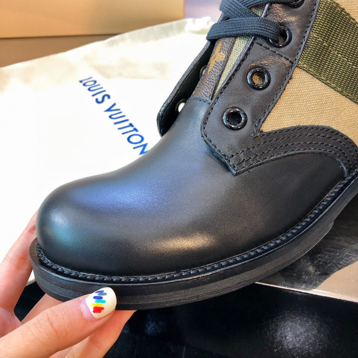LV METROPOLIS FLAT RANGER - CCSHOES