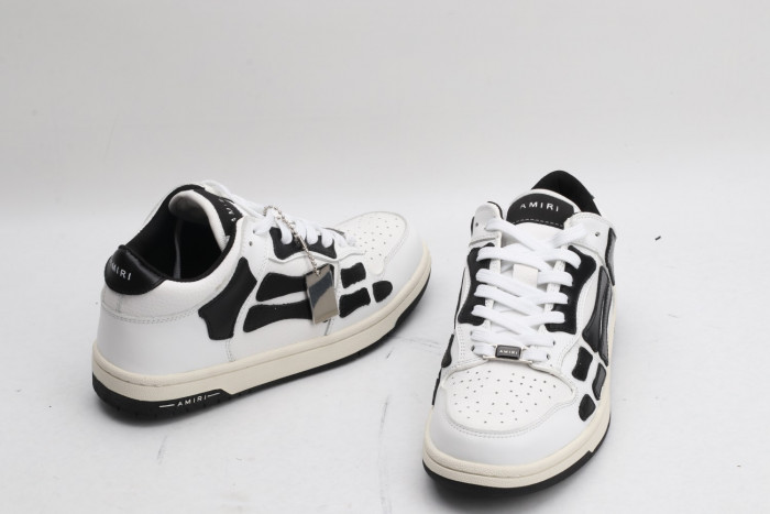 AR1M1 Low-Top Sneaker - CCSHOES