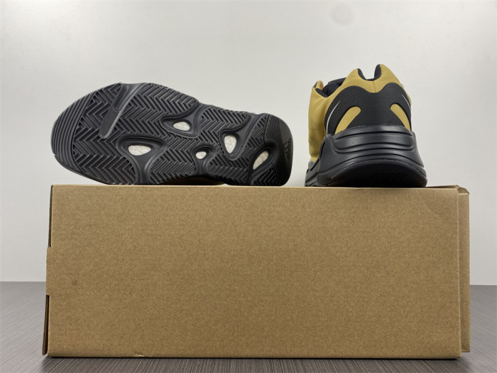 Yeezy Boost 700 MNVN 'Honey Flux' GZ0717 - CCSHOES