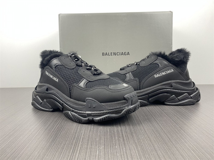 BLCG TRIPLE S SNEAKER 68563 W3CQ5 1000 - CCSHOES