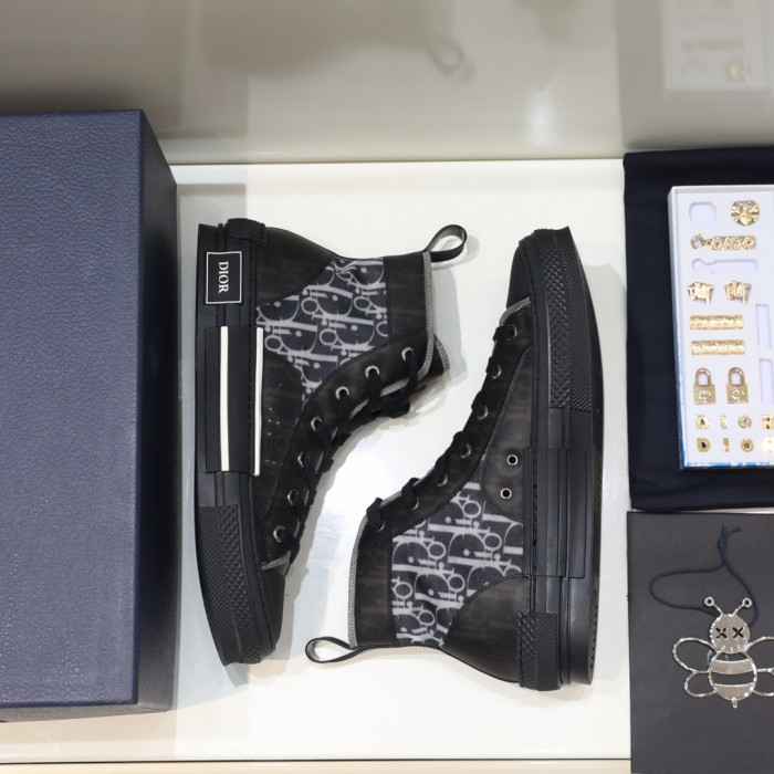 DR B23 Sneakers - CCSHOES
