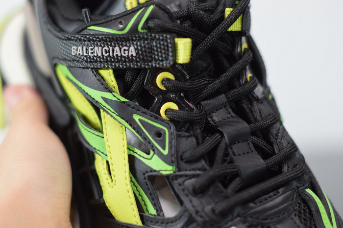 BLCG Track 2 570391 W2GN3 1022 - CCSHOES