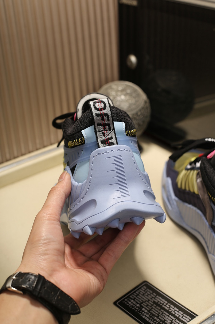 OFF-WHITE C/O ODSY-1000 SNEAKER - CCSHOES