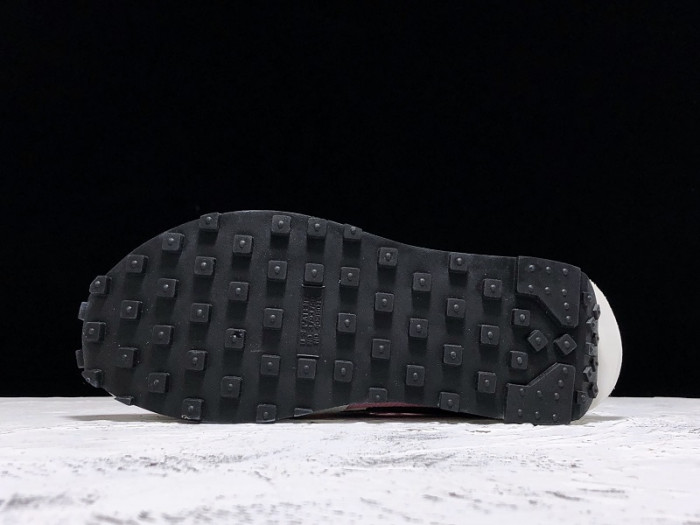 Sacai x Nike LVD Waffle Daybreak BV0073-500 - CCSHOES