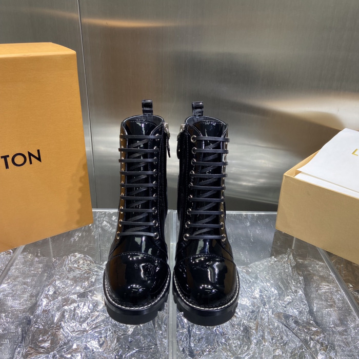 LOUS VUITON BROWN STAR TRAIL ANKLE BOOTS - CCSHOES