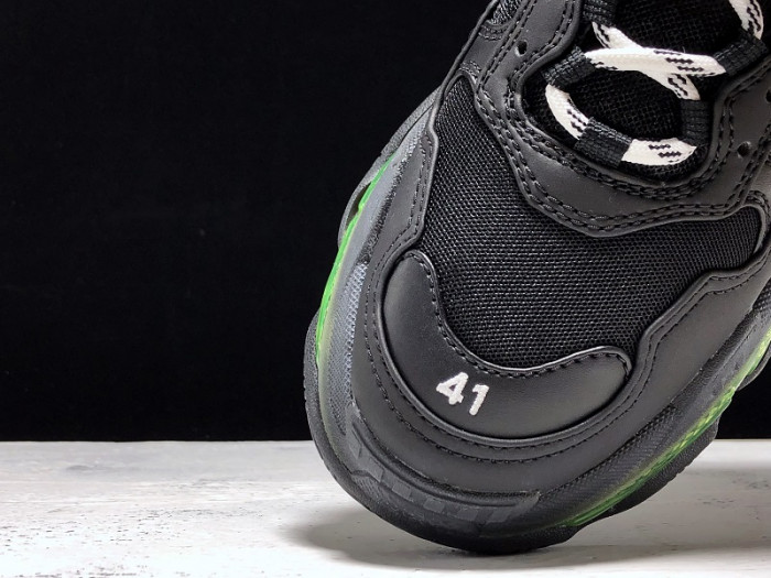 BLCG Triple S Black Yellow Fluo 541624 W09ON 1047 - CCSHOES