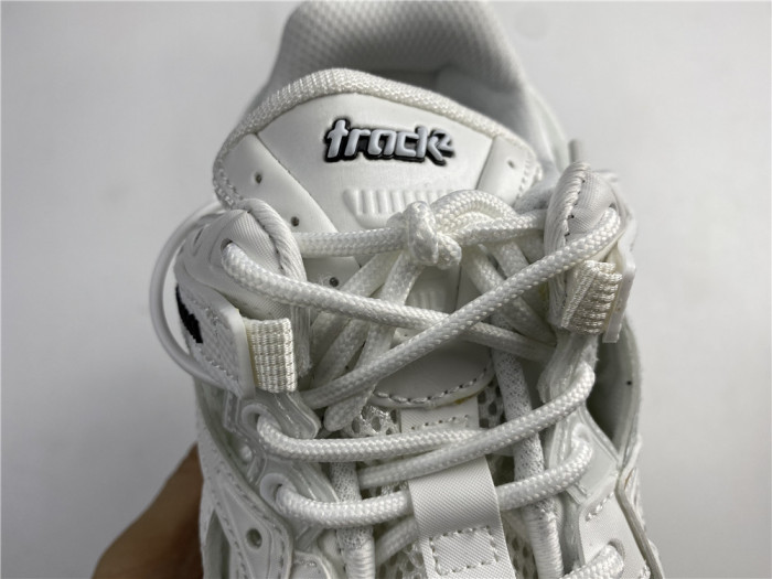 BLCG Track Sneaker 568615 W2GN3 9610 - CCSHOES