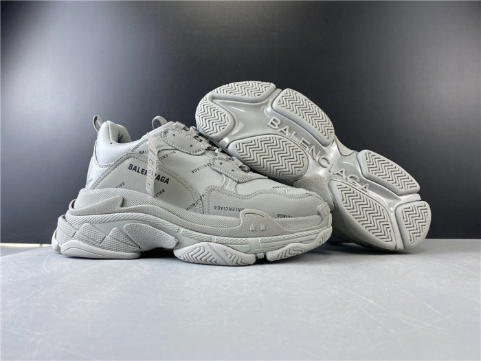 BLCG ALL OVER LOGO TRIPLE S SNEAKER 536737 W2FA1 1210 - CCSHOES