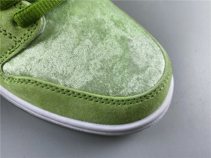 Nike SB Dunk Low PRO QS StrangeLove Skateboards CT2552-300 - CCSHOES
