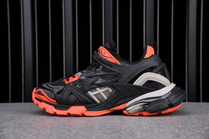 BLCG Track 2 568614 W2GN3 1350 - CCSHOES