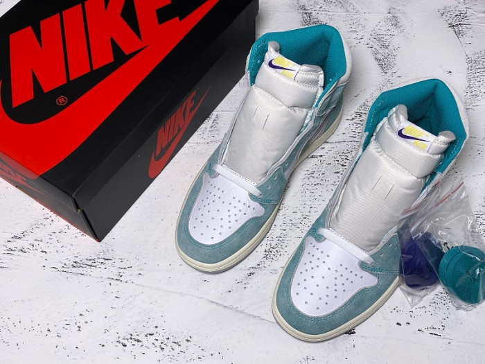 Air Jordan 1 Retro High OG “Turbo Green” 555088-311 - CCSHOES