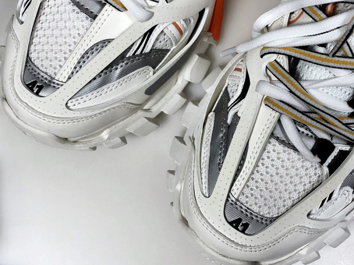 BLCG Track White Orange 542023 W1GB1 9059 LED - CCSHOES